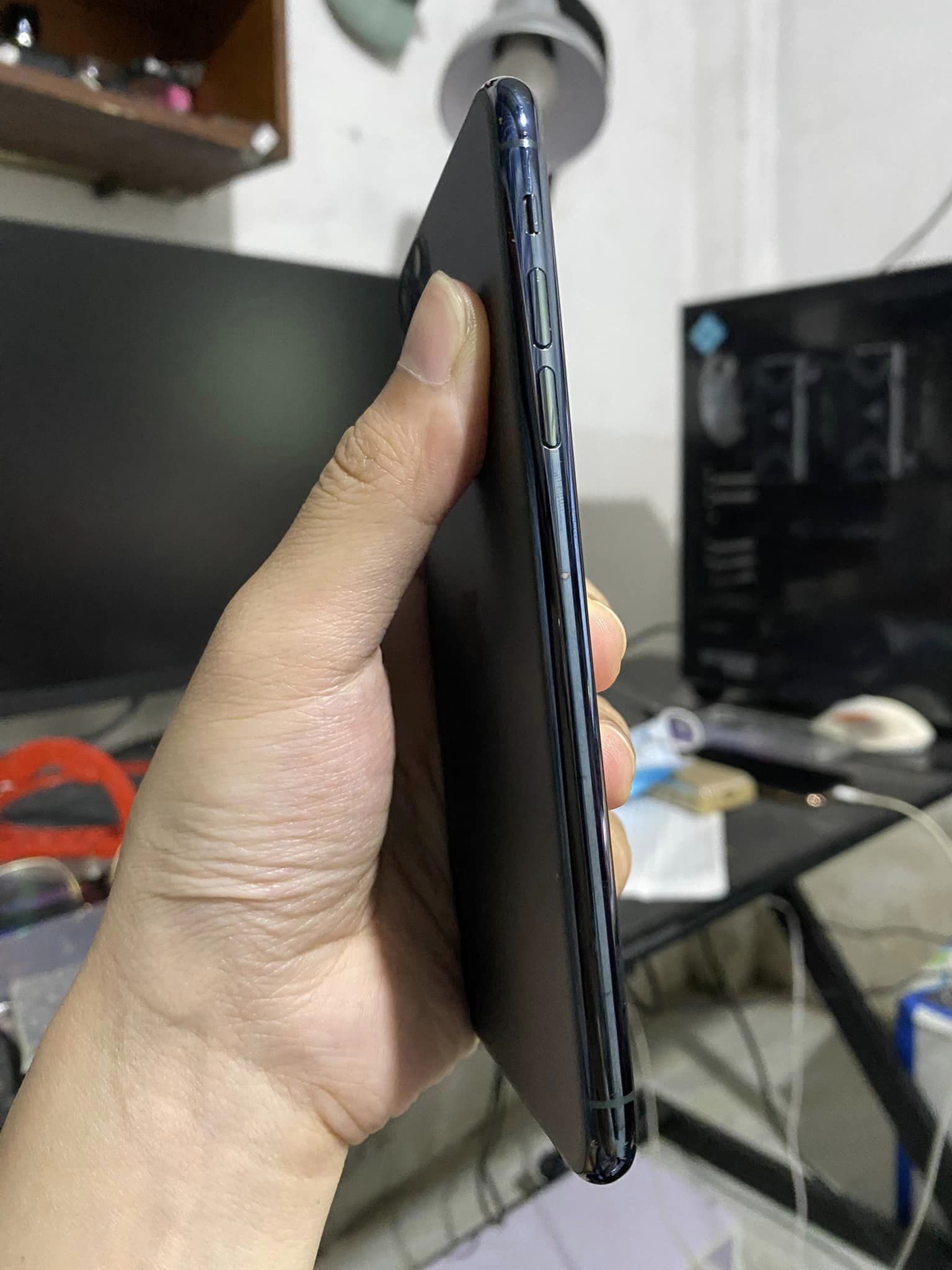 iPhone 11 Like New: Từ Giá Cả Đến Địa Chỉ Mua Hàng